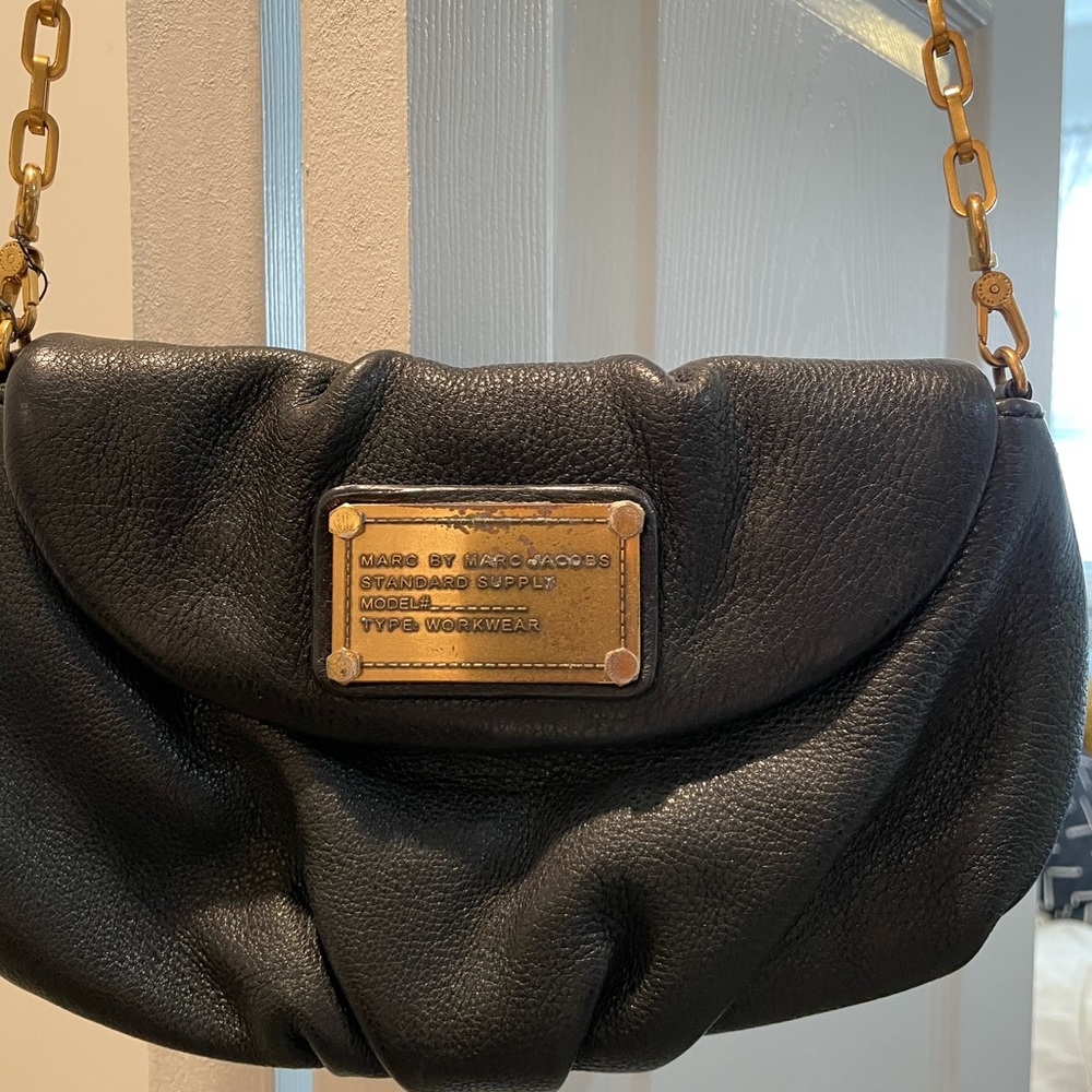 Marc by Marc Jacob’s crossbody black leather bag